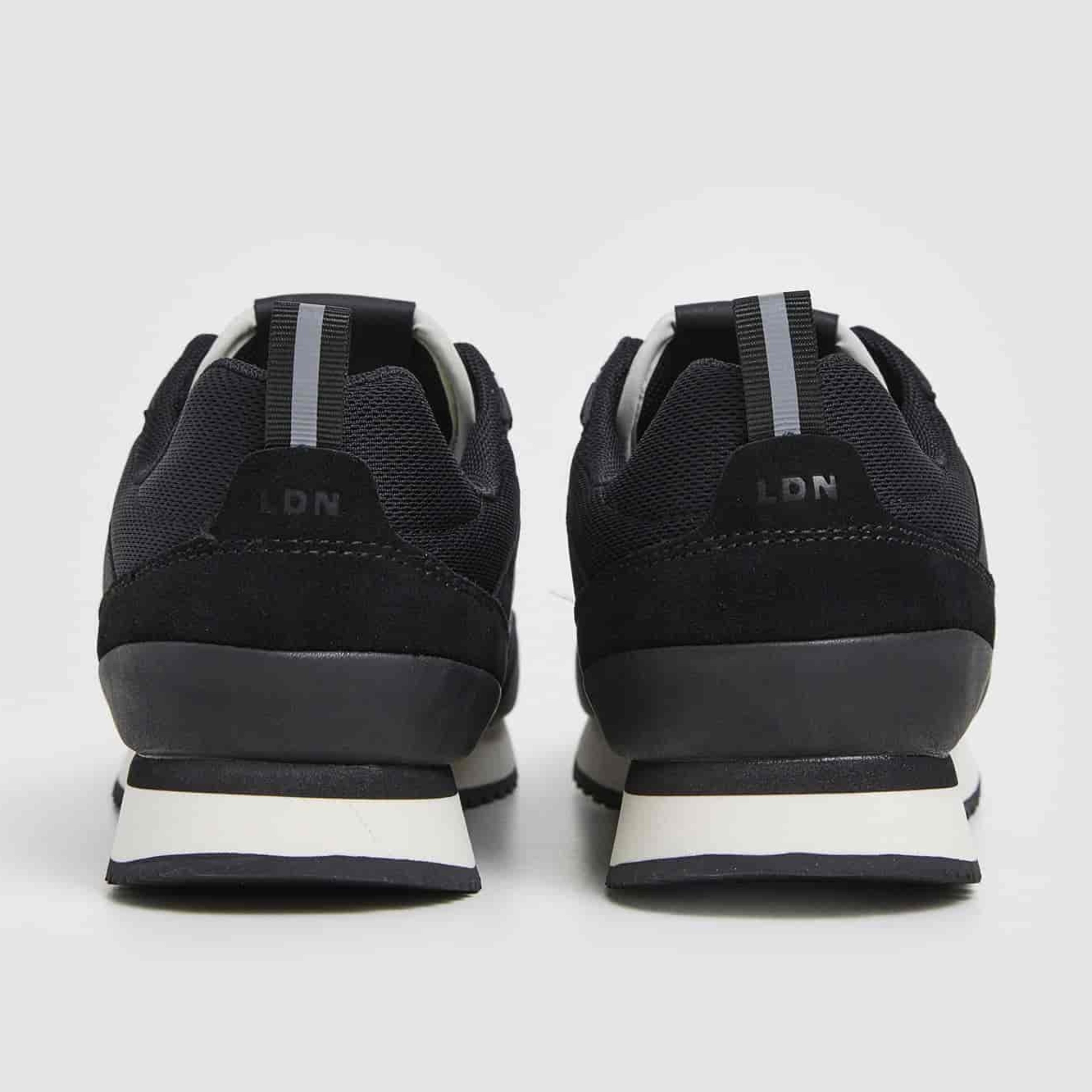 DUBLIN YOUNG BLACK - PMS40014-999