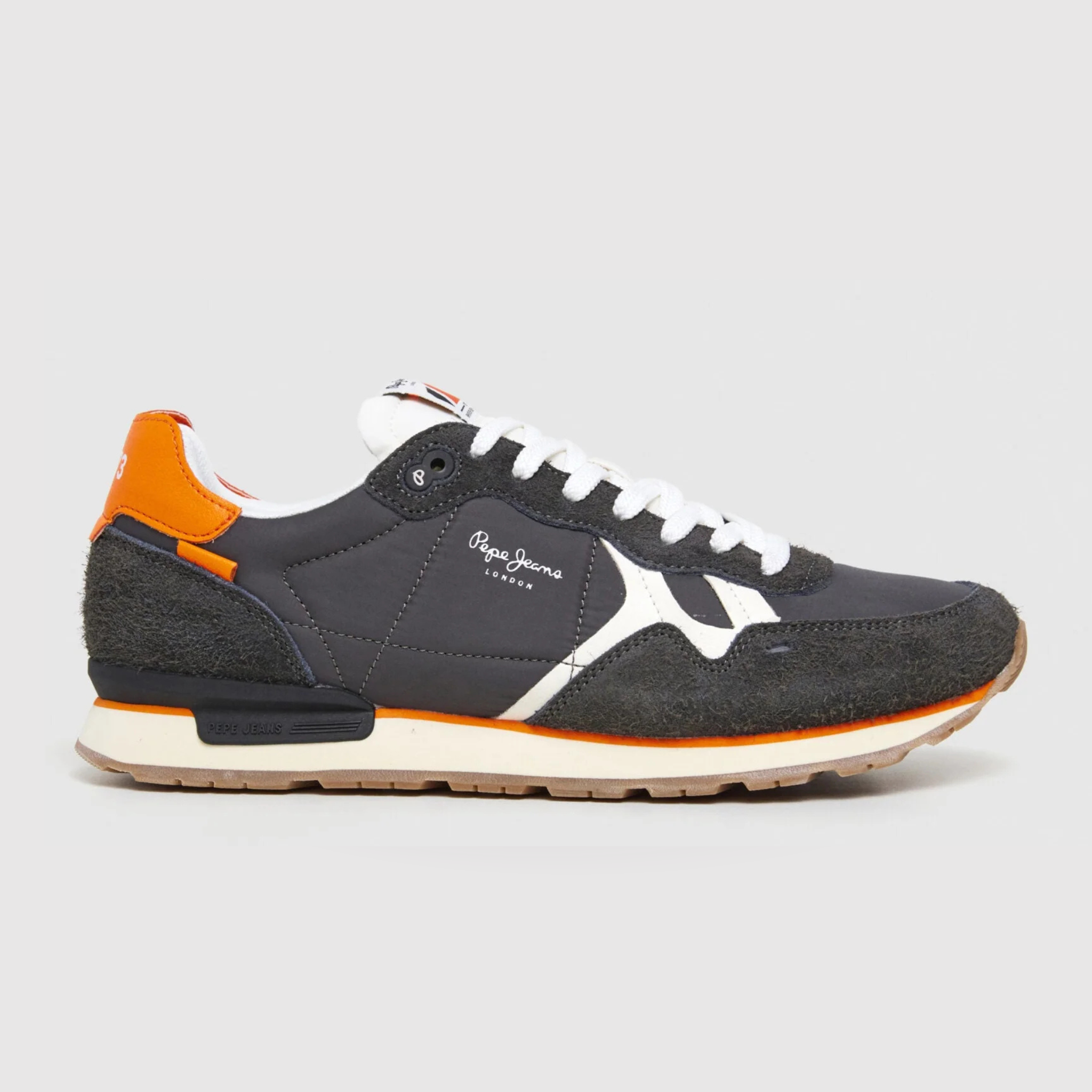 Brit FLY 990