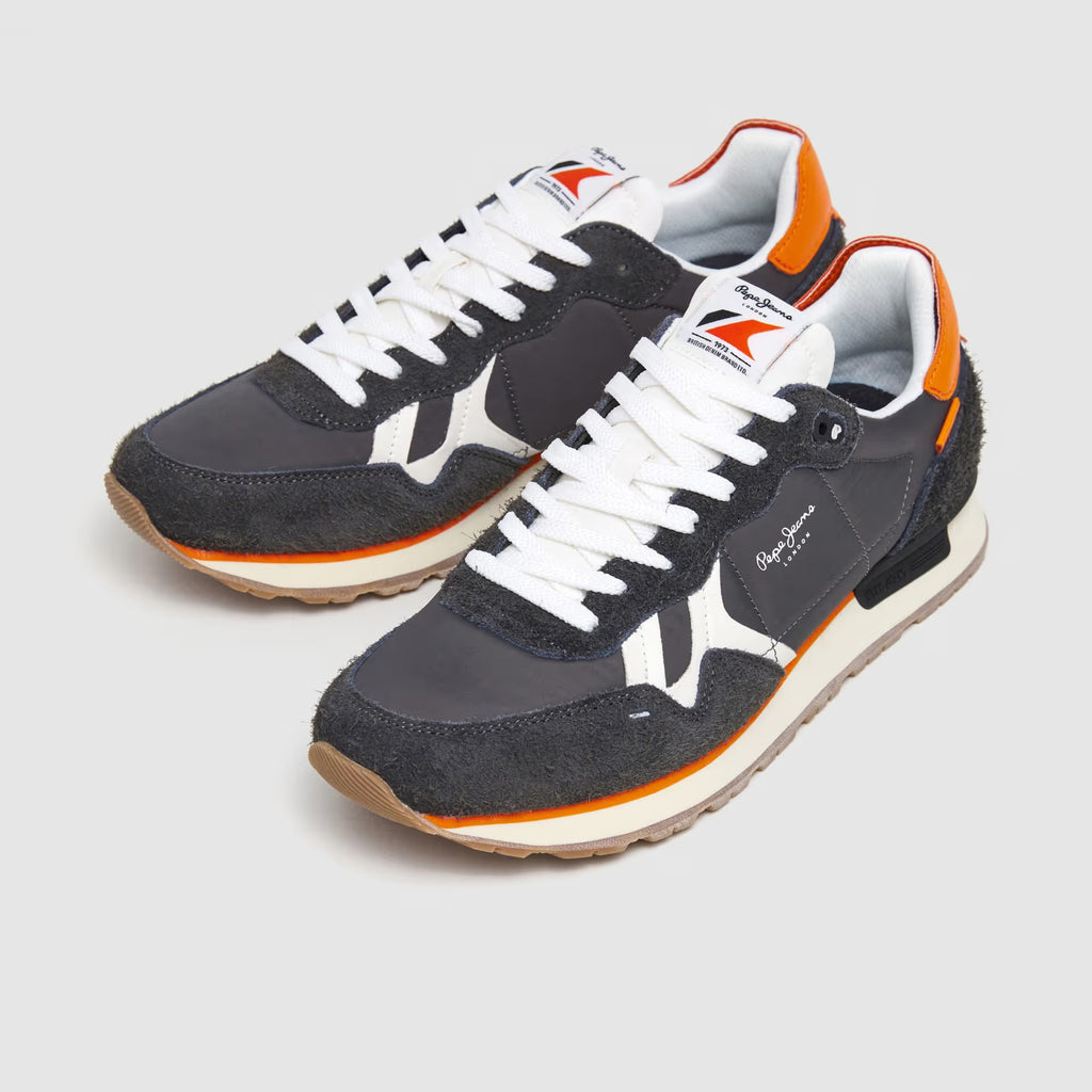Brit FLY 990