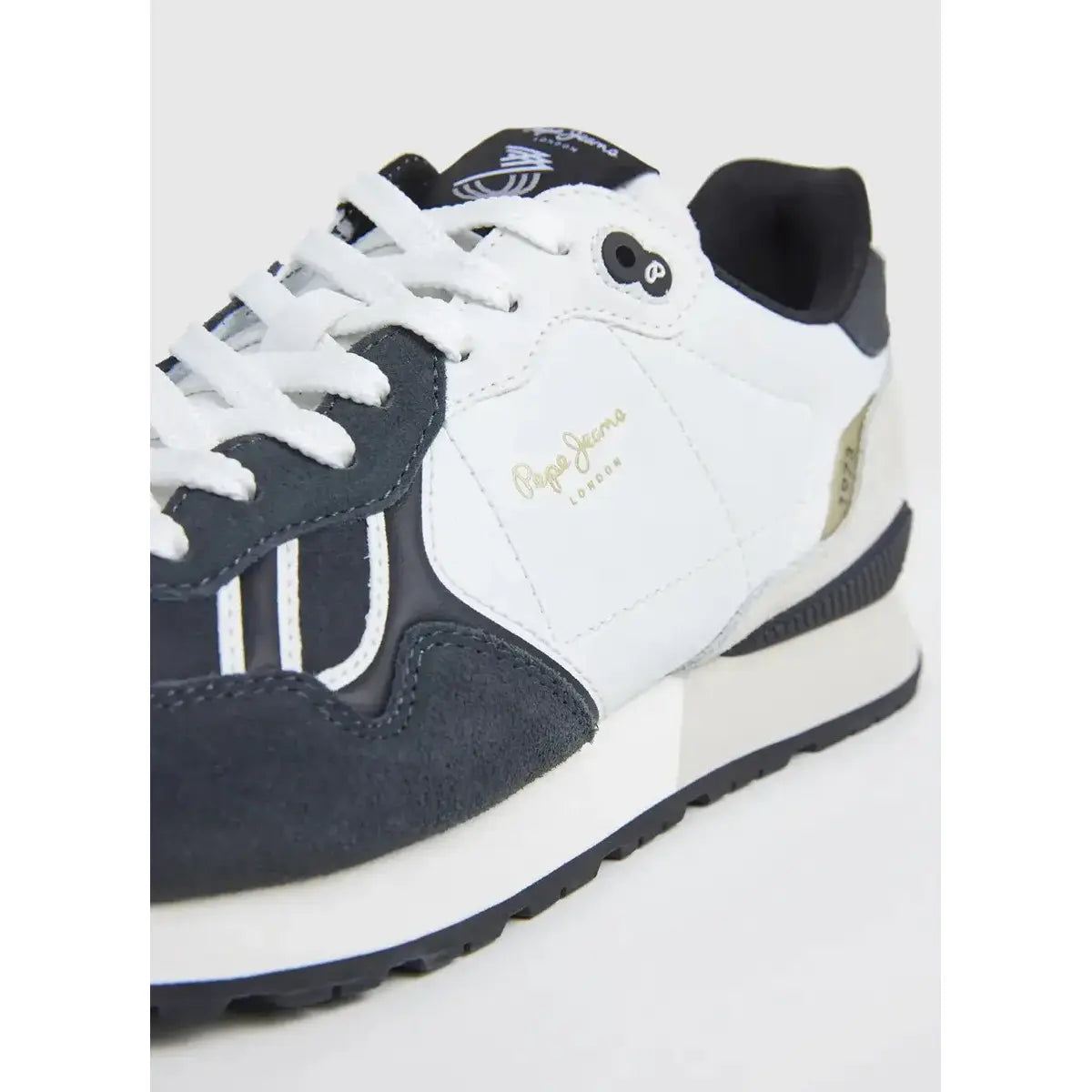 Brit HALF 999